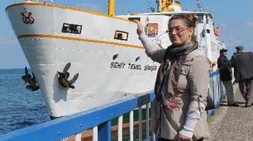 Beklenen Gemi Perşembe&rsquo;ye Demir Attı