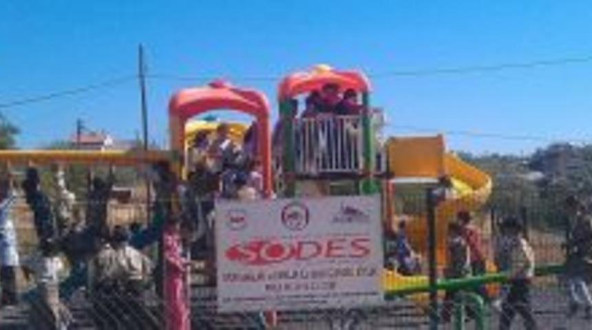 İl &Ouml;zel İdaresin&rsquo;den modern spor sahası