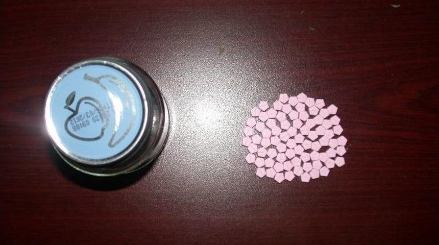 Uyuşturucu Operasyonlarında 18 G&ouml;zaltı