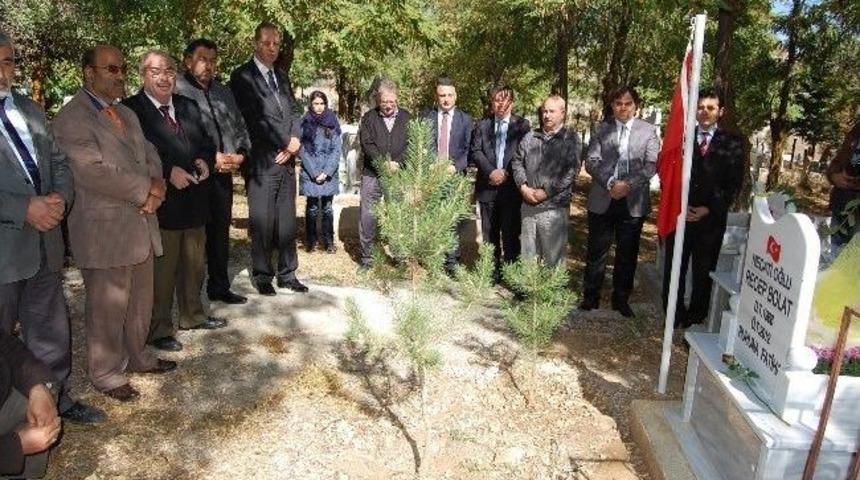 Recep Bolat Mezarı Başında Anıldı