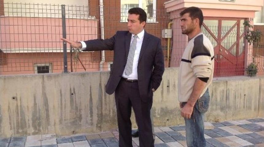 Başkan Vekili Bakıcı Kaldırım &Ccedil;alışmalarını Denetledi
