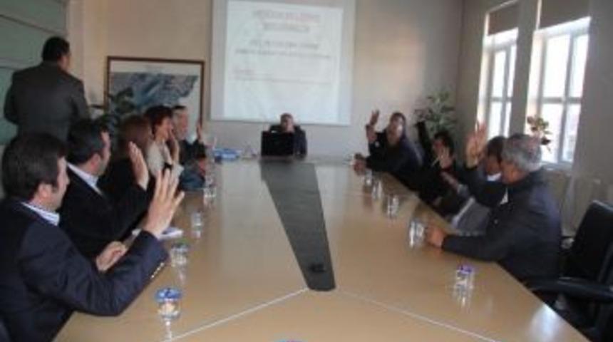 Hendek&rsquo;in 2014 Yılı B&uuml;t&ccedil;esi 30 Milyon Tl