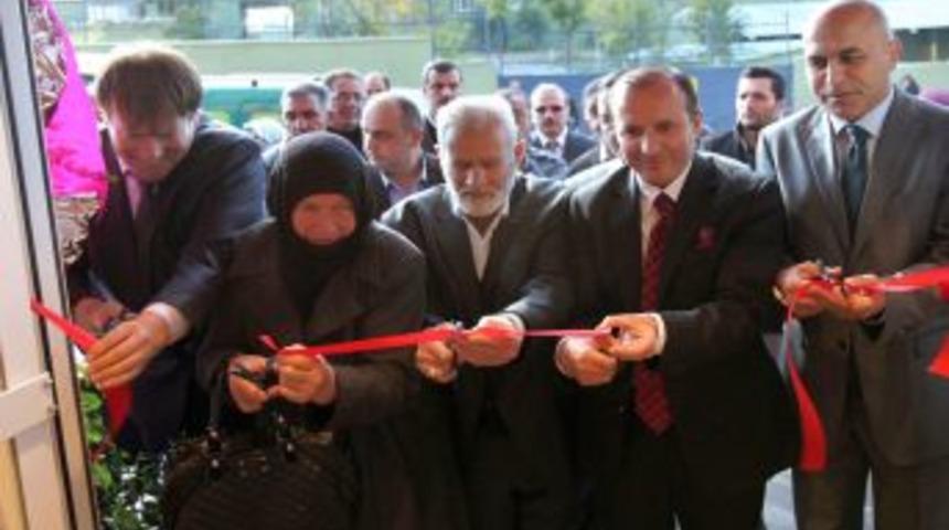 Tozlu Giyim, 40. Mağazasını Erzurum'da A&ccedil;tı