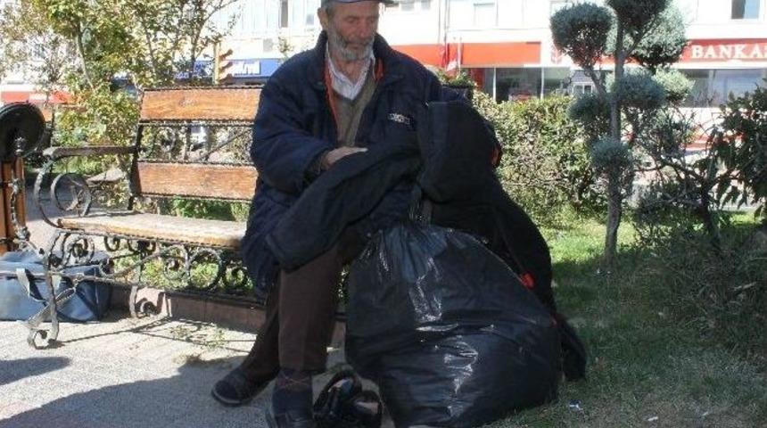 23 Yıldır Ailesinden Haber Alamıyor, Tek İstediği Pasaport