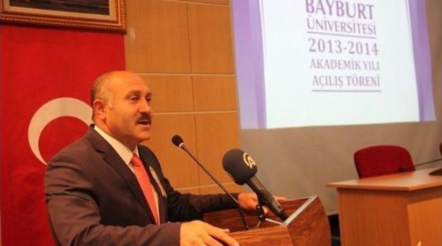 Bayburt &Uuml;niversitesi 2013-2014 Akademik Yılı T&ouml;renlerle A&ccedil;ıldı