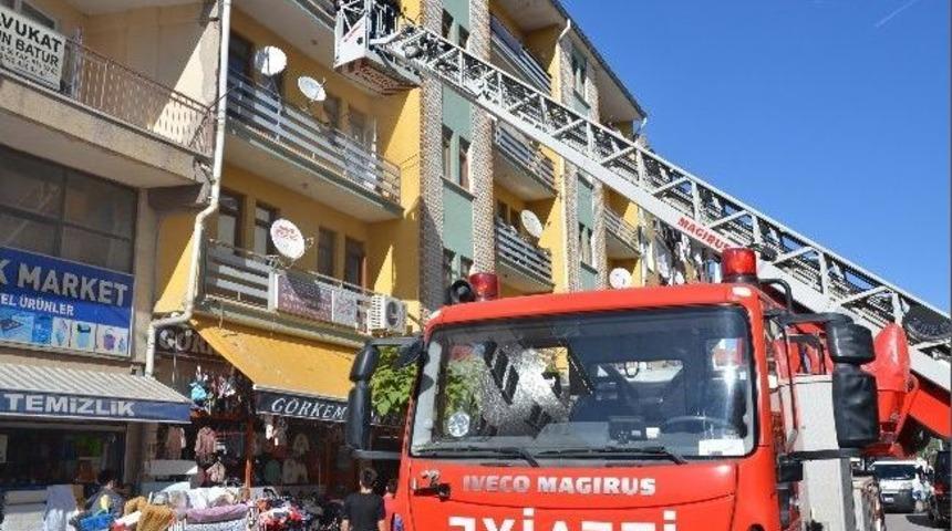 Kazan&rsquo;da &Ccedil;ıkan Yangın Korkuttu