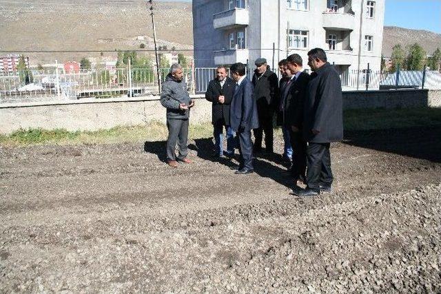 Kars Belediyesi Soğuğa Aldırış Etmeden Çalışıyor