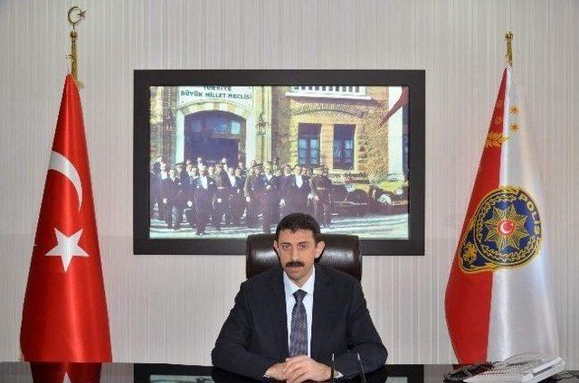 Emniyet M&uuml;d&uuml;r&uuml; Akpınar, Sahte Para Konusunda Uyardı 1