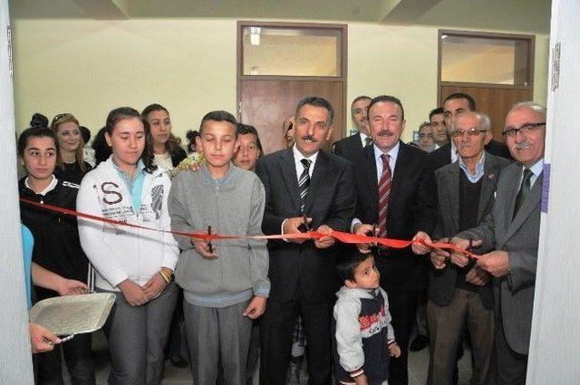 Fatma Seher Okulu na &Ccedil;ok Ama&ccedil;lı Salon A&ccedil;ıldı 1