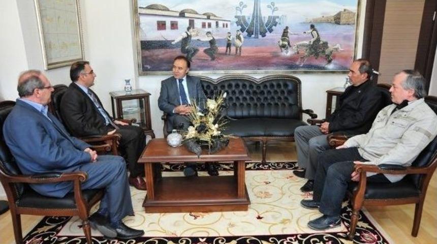 Vali Altıparmak İadei Ziyaretlerini S&uuml;rd&uuml;r&uuml;yor&hellip;