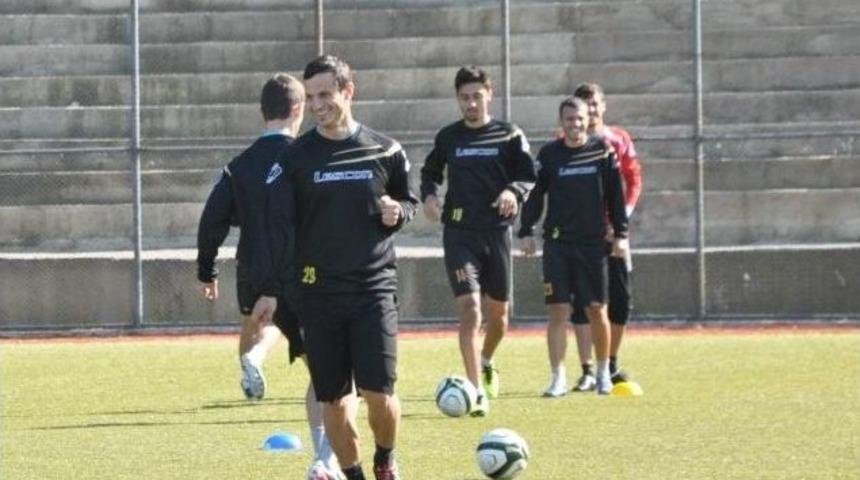 Kozlu Belediyespor, &Ccedil;ayırovaspor Ma&ccedil;ı Hazırlıklarına Başladı