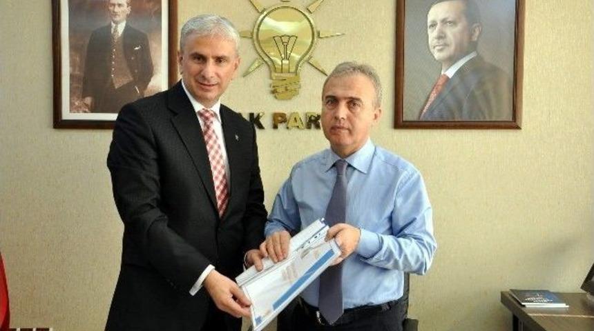 Velioğlu, Adaylık Dosyasını Teslim Etti