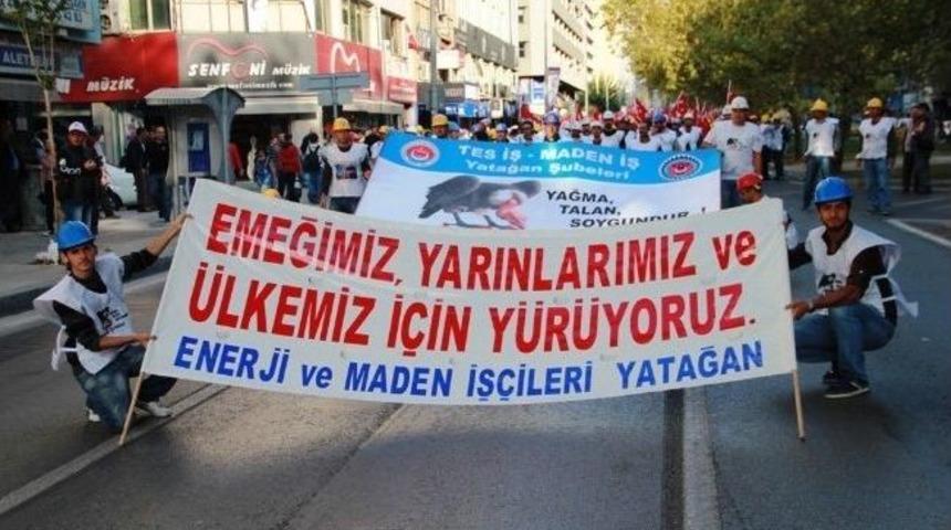 İzmir&rsquo;de Maden İş&ccedil;ileri Eylem Yaptı