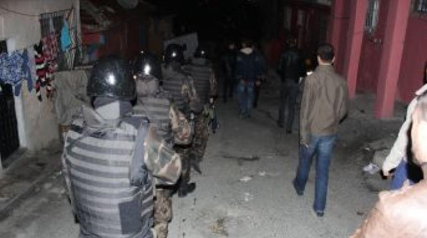 Narkotik Polisinden Helikopter Destekli Şafak Operasyonu