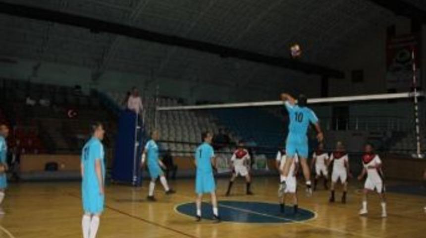 Voleybol Müsabakaları Tamamlandı