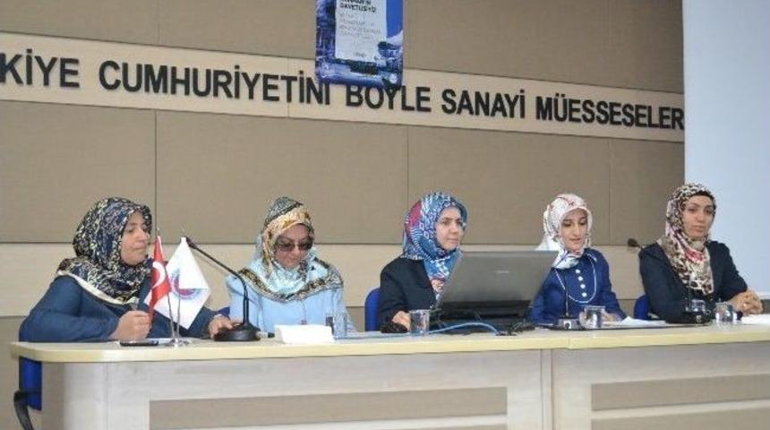 M&uuml;ft&uuml; Eşi Nezaket Tuna: &ldquo;kuran&rsquo;a Kulak Verelim&rdquo;