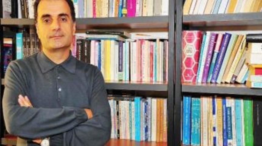 Sa&uuml; &Ouml;ğretim &Uuml;yesi Do&ccedil;. Dr. Hamza Al: