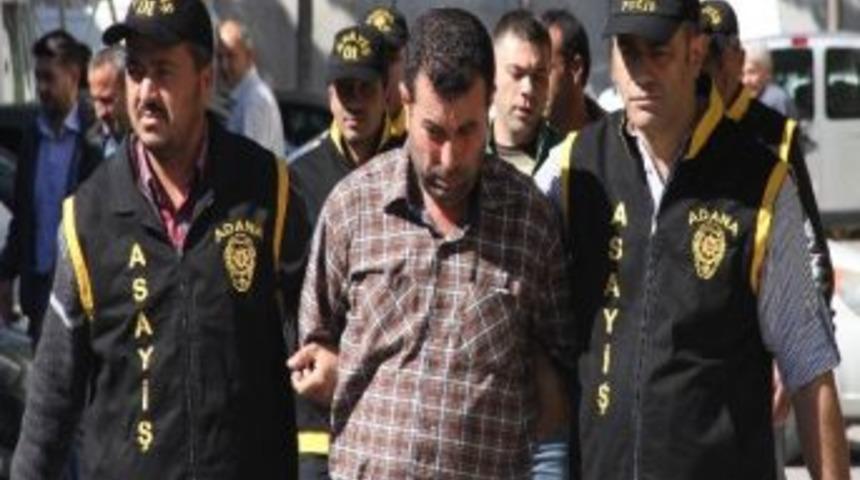 5 Yıl Hapisle Aranan H&uuml;k&uuml;ml&uuml; Kurbanlık Satarken Yakalandı