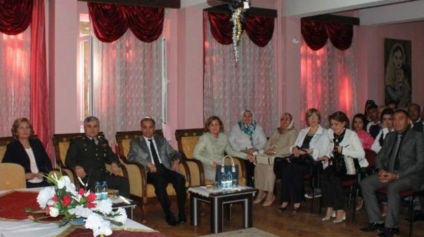 Vali Tapsız, Manevi Kızının Nikah Şahitliğini Yaptı