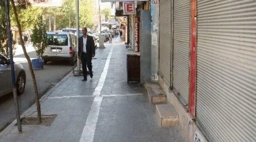 Silvan&rsquo;da Kepenkler A&ccedil;ılmadı