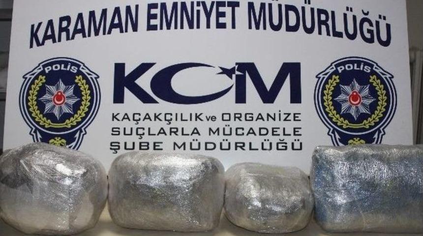 Yolcunun Valizinden Esrar &Ccedil;ıktı