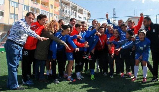 Konaklı Kızlar, Yine Tarih Yazacak 1