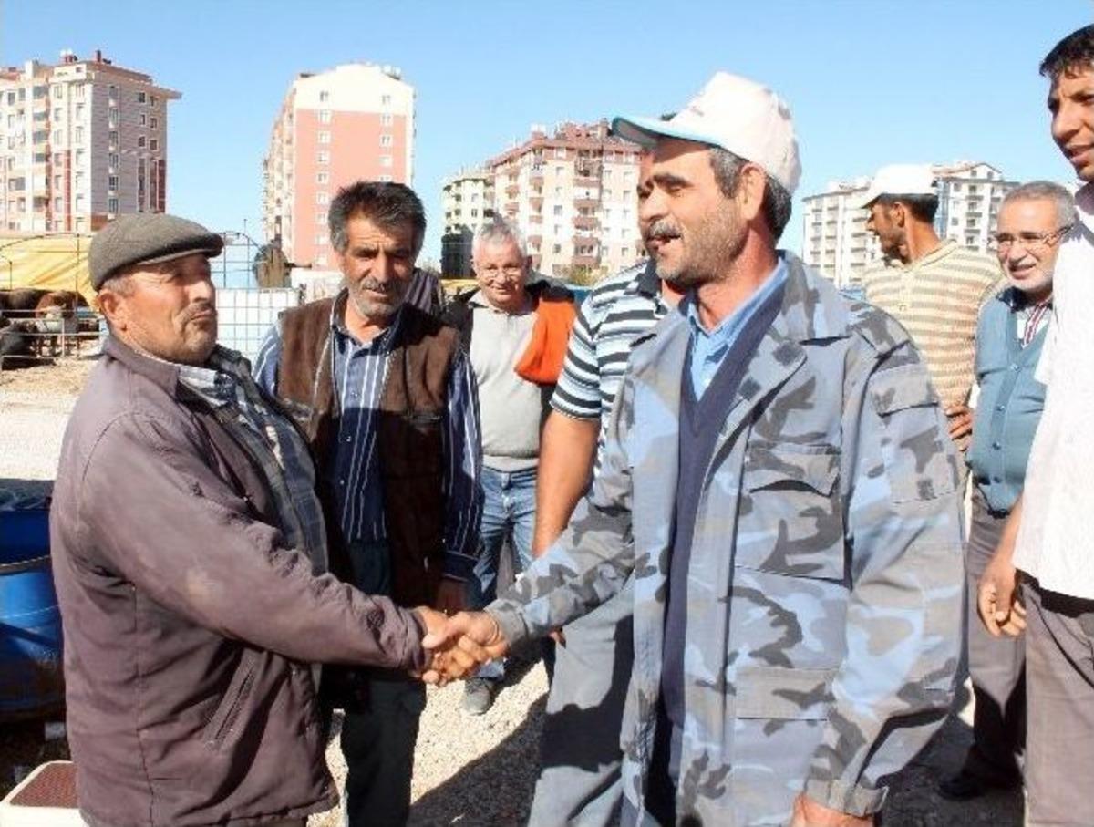 Konya&rsquo;da Bayram &Ouml;ncesi Sıkı Pazarlıklar Başladı