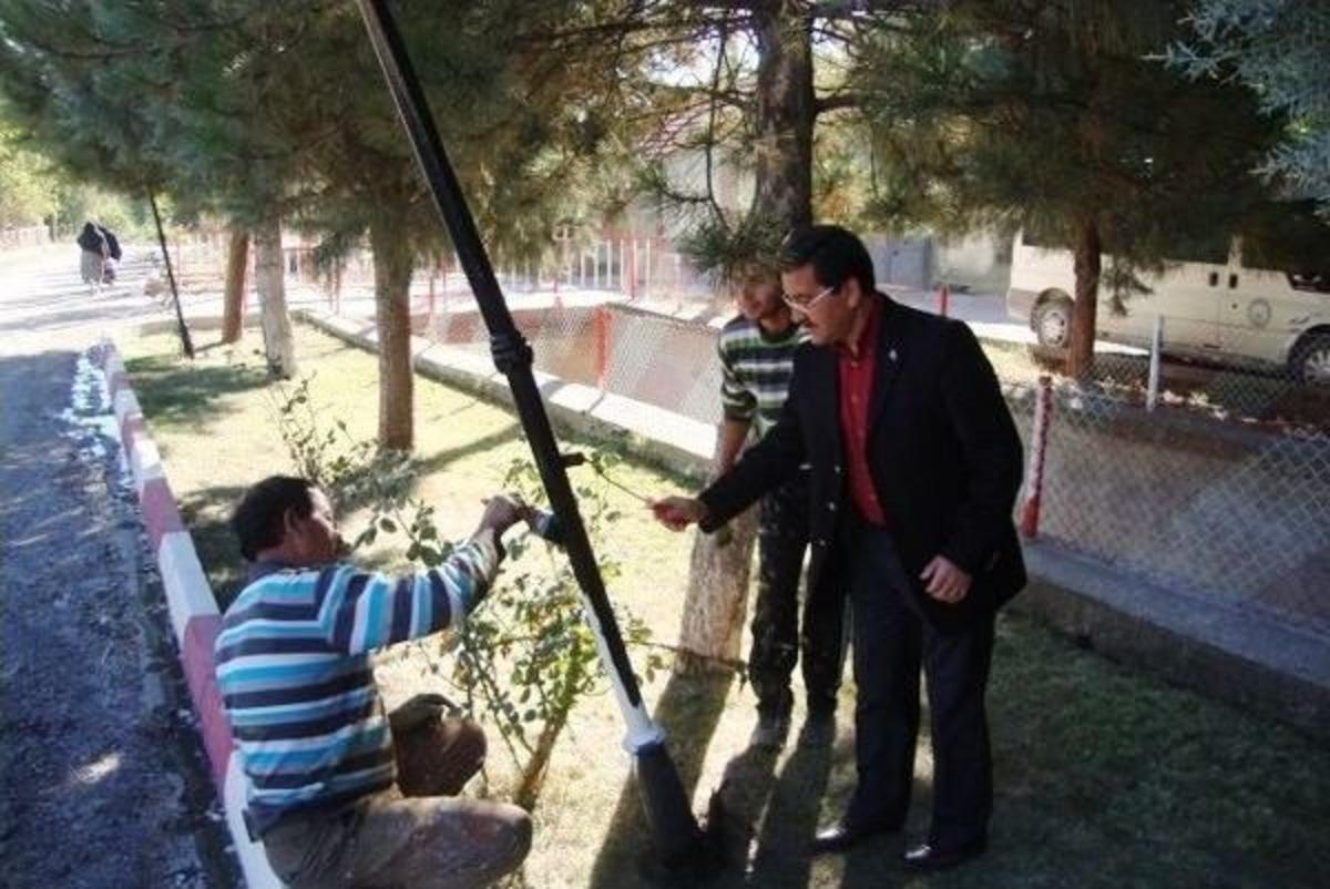 Derek&ouml;y&rsquo;de Park, Cadde Ve Sokaklarda Bakım Ve Temizlik &Ccedil;alışması