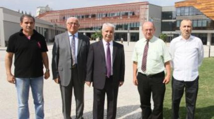 Yıldıray Arıkan &Ouml;ğrenci Yurdu Yaptıracak