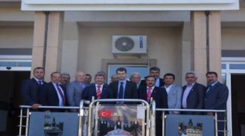 Adanalılar Eski Vali Ve Kaymakamlarını Unutmadı