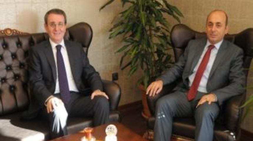 Pehlivan&rsquo;dan Murzioğlu&rsquo;na İadeyi Ziyaret