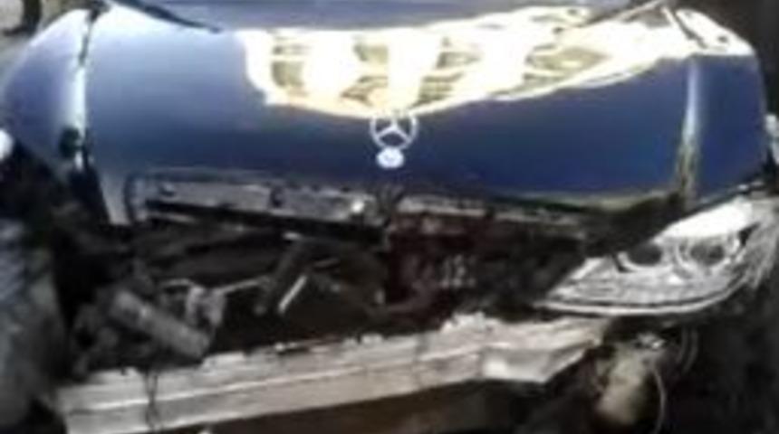 Başkan Kocaoğlu&rsquo;nun Makam Arabası Kaza Yaptı