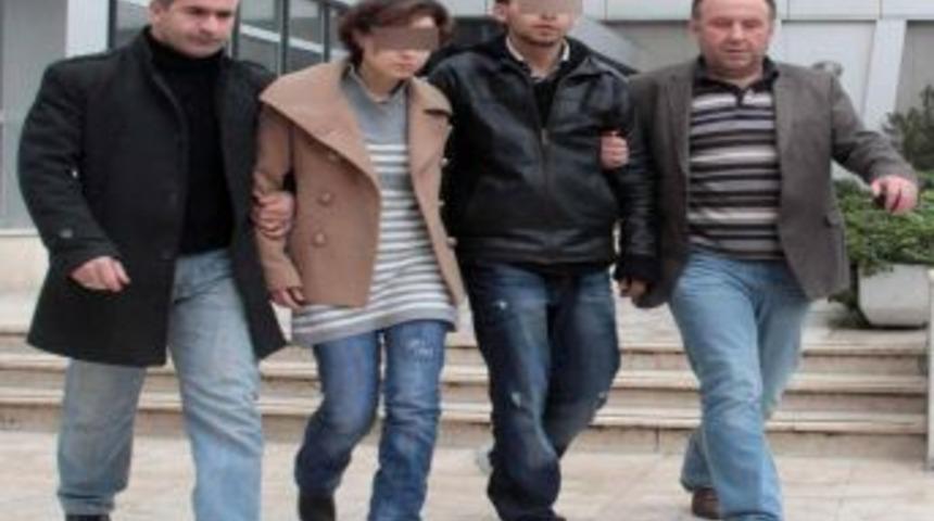 Patronunun &Ouml;l&uuml;m&uuml;n&uuml; &Uuml;stlenen Kadın Beraat, Kardeşi 13 Yıl Hapse Mahkum Oldu