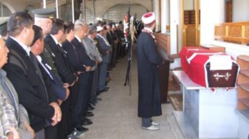 Polis Memuru Kanserle Savaşını Kaybetti