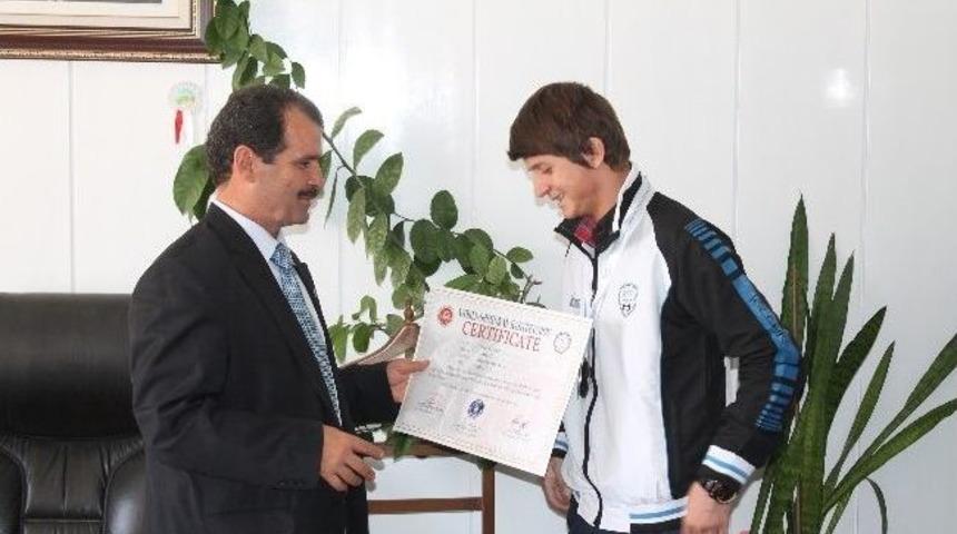 Şanlıurfalı Karatecilerden B&uuml;y&uuml;k Başarı