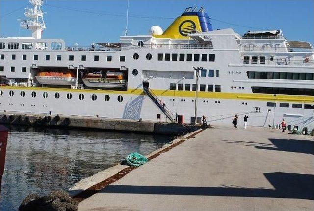 Turist Gemisi Hamburg Mudanya’da