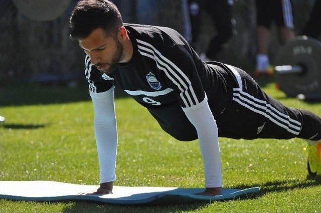 Erciyesspor Güç Depoluyor