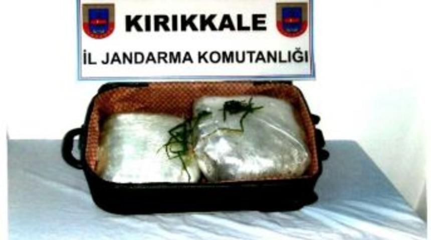 Kırıkkale&rsquo;de 9 Kilo Esrar Ele Ge&ccedil;irildi