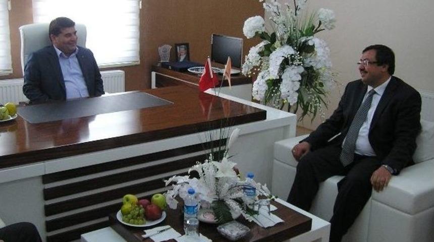 Ali Bakan, M&uuml;siad Malatya Şubesi&rsquo;ni Ziyaret Etti