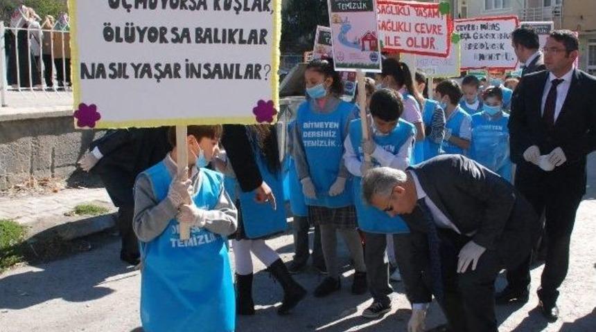 Vali Taşkesen &Ccedil;&ouml;p Topladı