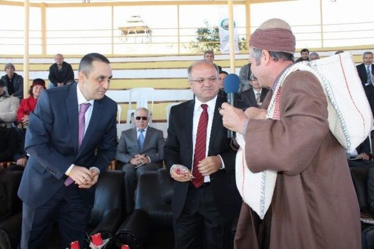 Yunus Emre, Ziyaret Tepe De Bulunan Kabri Başında Anıldı