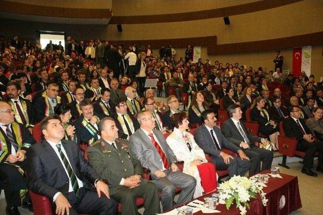 D&uuml;zce &Uuml;niversitesi Akademik Yılı A&ccedil;ıldı 2