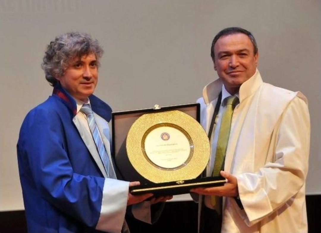 Akdeniz &Uuml;niversitesi&rsquo;nde İlk Ders