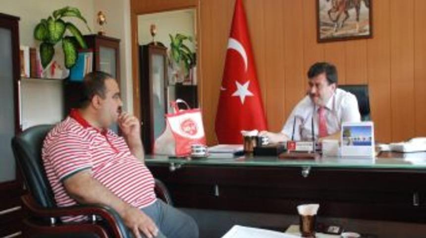 K&ouml;pr&uuml;'den Aile Ve Sosyal Politikalar İl M&uuml;d&uuml;r&uuml; G&uuml;ng&ouml;r'e Ziyaret