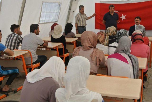 Suriyeli T&uuml;rkmenlere T&uuml;rkiye de &Uuml;niversite Imkanı Doğdu 2