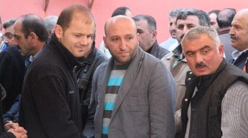 Trafik Kazasında &Ouml;len Altı Yaşındaki Samet Toprağa Verildi