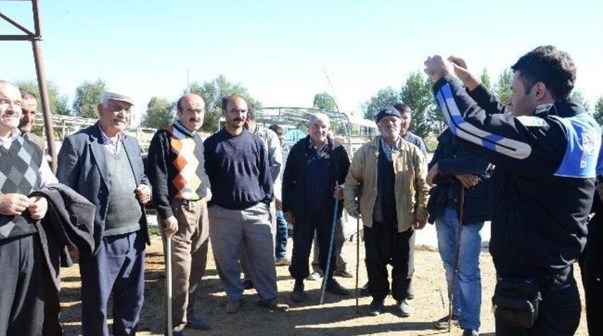Pazarlıklar Sıkılaştı, Polis Kurbanlık Satıcılarını Uyardı