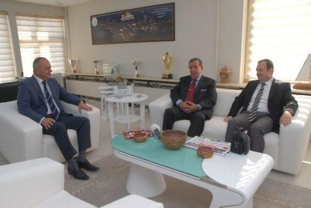 Başkan Erg&uuml;n Abalı&rsquo;yı Konuk Etti 1