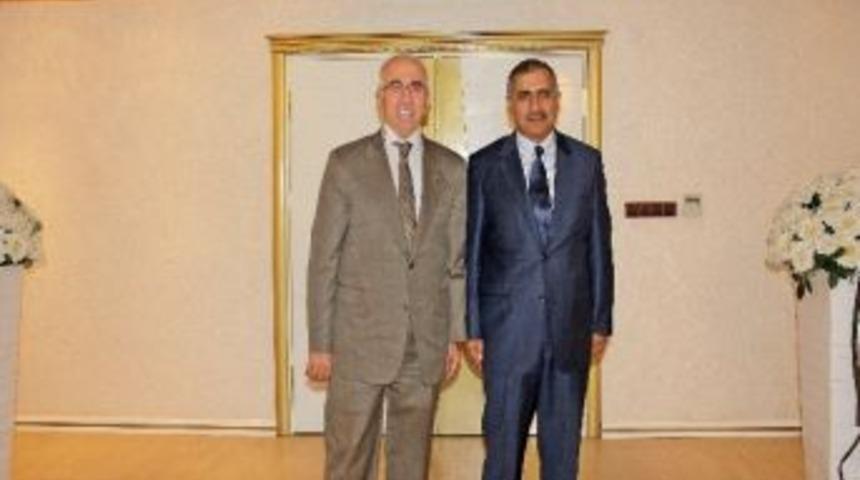 Vali Ko&ccedil;ak&rsquo;tan Ticaret Borsası'na Ziyaret