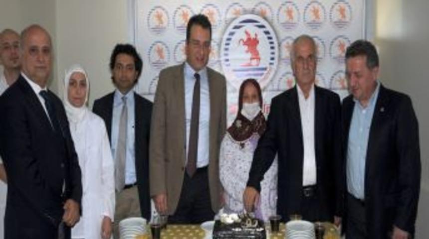 OM&Uuml; Tıp Fak&uuml;ltesi'nde 250'nci B&ouml;brek Nakli I&ccedil;in Kutlama Yapıldı